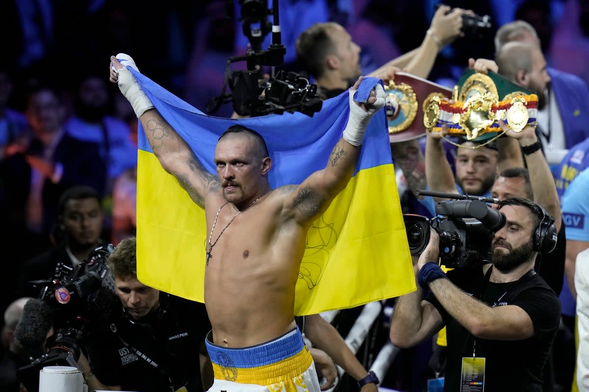 OLESANDR USYK (AP)