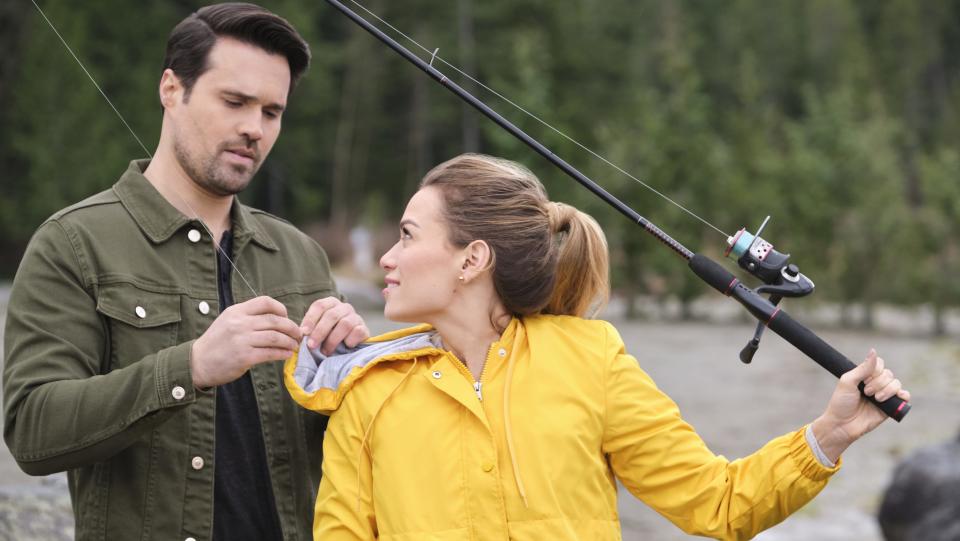 Brett Dalton, Bethany Joy Lenz, 'Just My Type', 2020