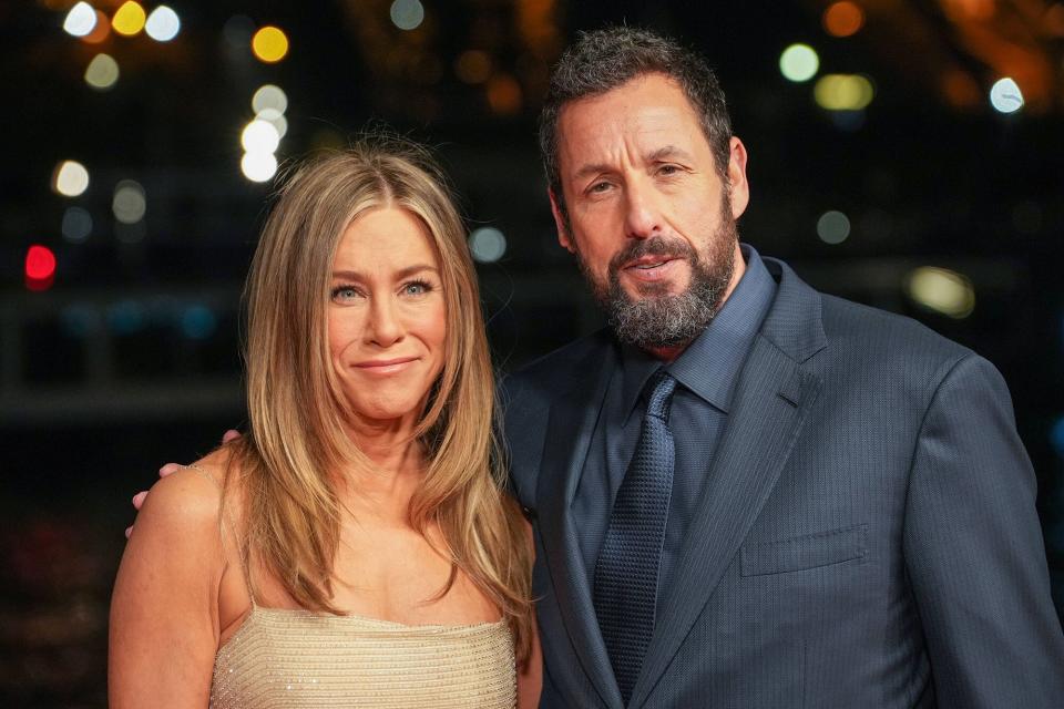 Jennifer Aniston and Adam Sandler