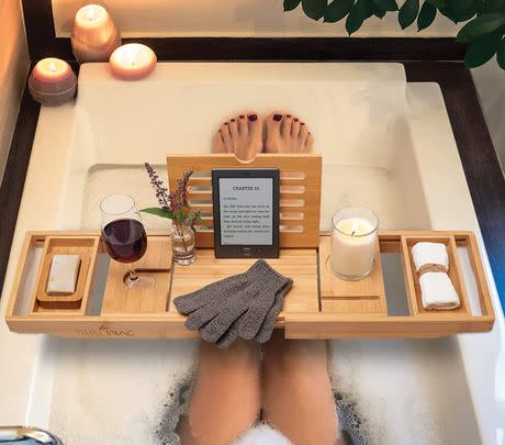 Make her long soaks in the bath even better thanks to this bamboo tray