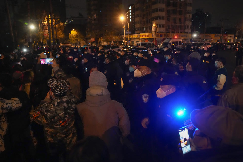 Las protestas en China por la política 'cero Covid' del Gobierno y sus fuertes restricciones no cesan. (Foto: AP Photo/Andy Wong)