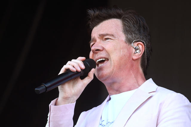 Author of Rickrolling song says Google 'exploited' him - CNET