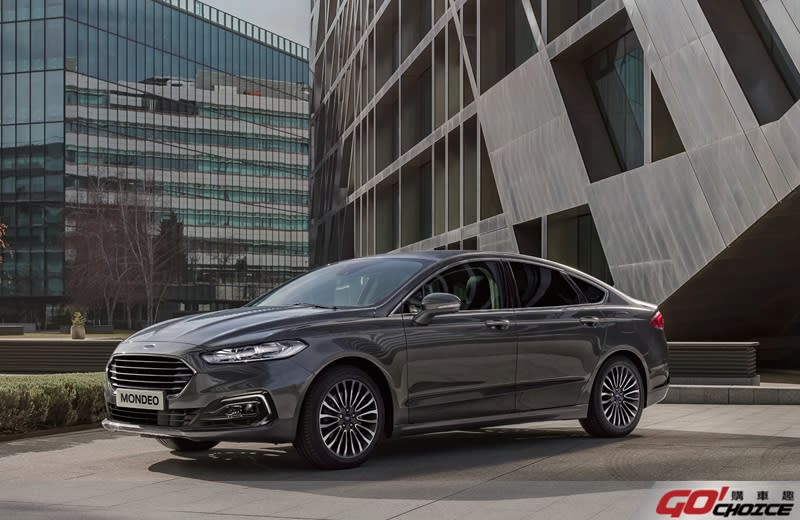 Mondeo-1