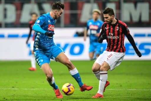 Fabian Ruiz (L) was sent off in injury time as Napoli were held 0-0 by AC Milan