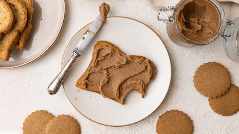 toast with cookie butter