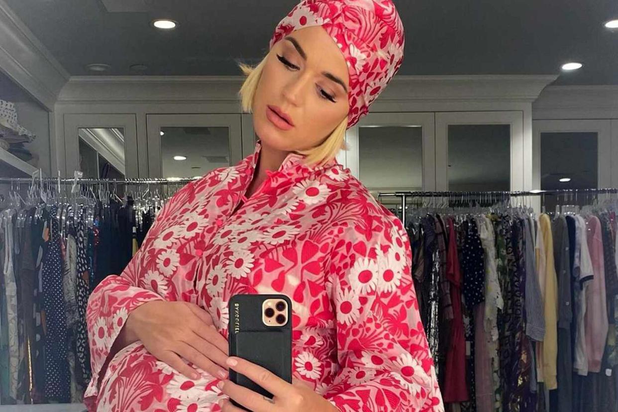 <p>Katy Perry/Instagram</p> Katy Perry holding baby bump