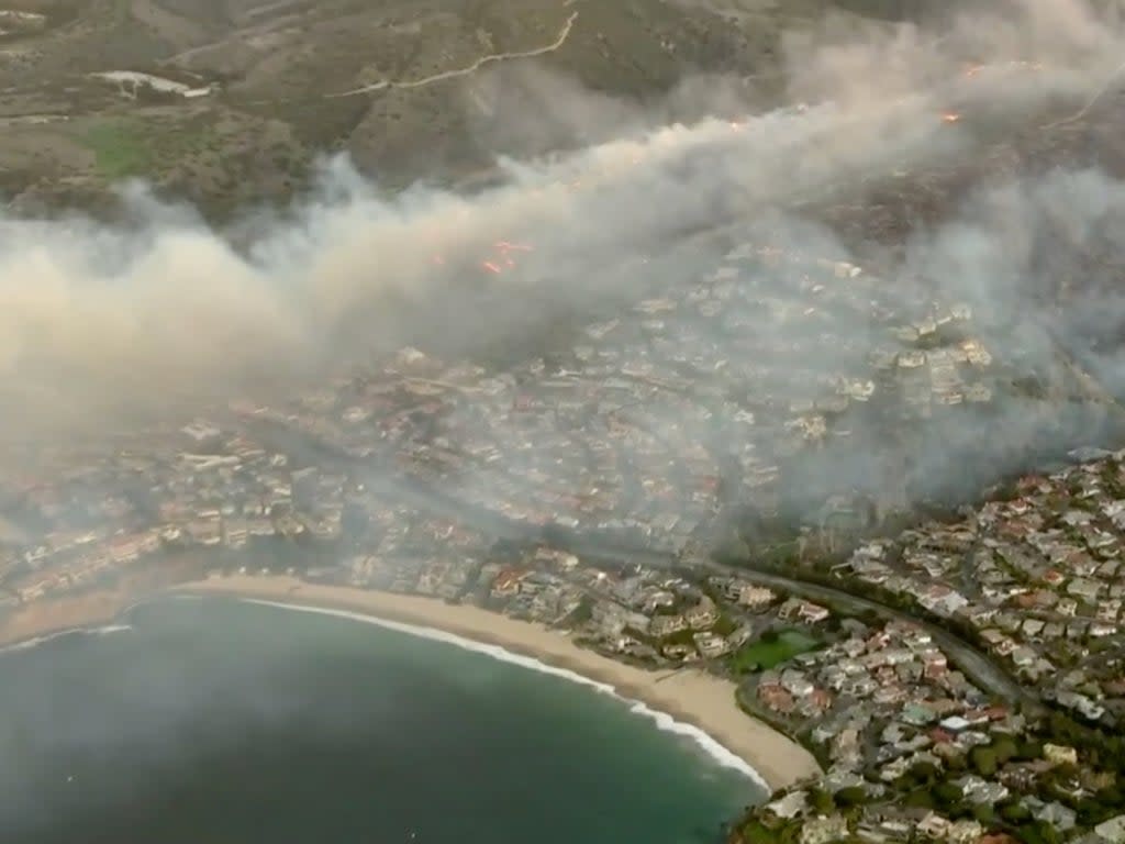 A brush fire broke out in the early hours of 10 February in Laguna Beach, California (KTLA)