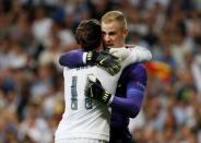 Football Soccer - Real Madrid v Manchester City - UEFA Champions League Semi Final Second Leg - Estadio Santiago Bernabeu, Madrid, Spain - 4/5/16 Manchester City's Joe Hart and Real Madrid's Gareth Bale at the end of the game Reuters / Sergio Perez