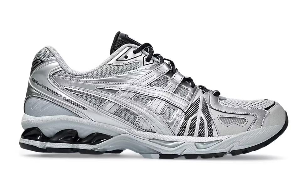 Asics波鞋推薦Top6！灰銀色大行其道，秋冬鞋王Gel-Kayano Legacy登場、大熱GT-2160穿搭示範