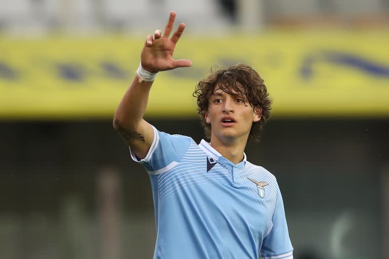 Romano Floriani Mussolini, el bisnieto de Benito, puede debutar este domingo con la camiseta de Lazio