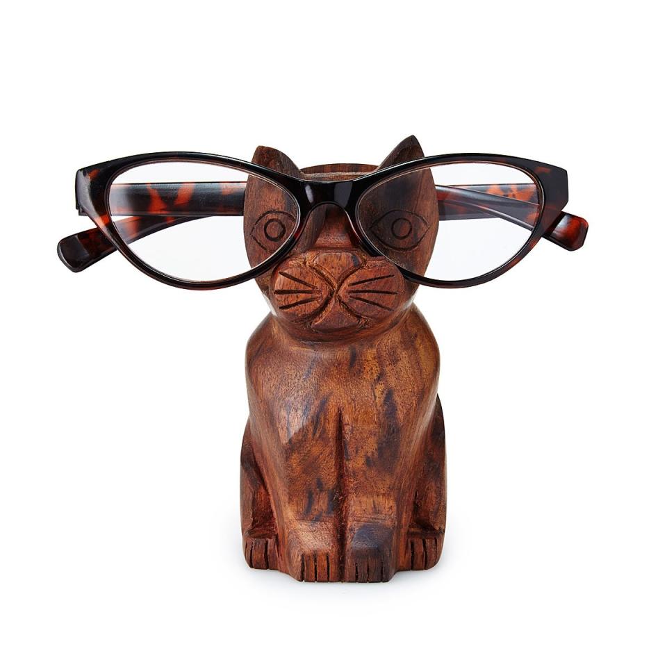 <p><a href="https://go.redirectingat.com?id=74968X1596630&url=https%3A%2F%2Fwww.uncommongoods.com%2Fproduct%2Fcat-eyeglasses-holder&sref=https%3A%2F%2Fwww.womansday.com%2Flife%2Fg24378973%2Fbest-gifts-for-boss%2F" rel="nofollow noopener" target="_blank" data-ylk="slk:Shop Now;elm:context_link;itc:0;sec:content-canvas" class="link ">Shop Now</a></p><p>Cat Eyeglasses Holder</p><p>uncommongoods.com</p><p>$32.00</p><span class="copyright">Uncommon Goods</span>