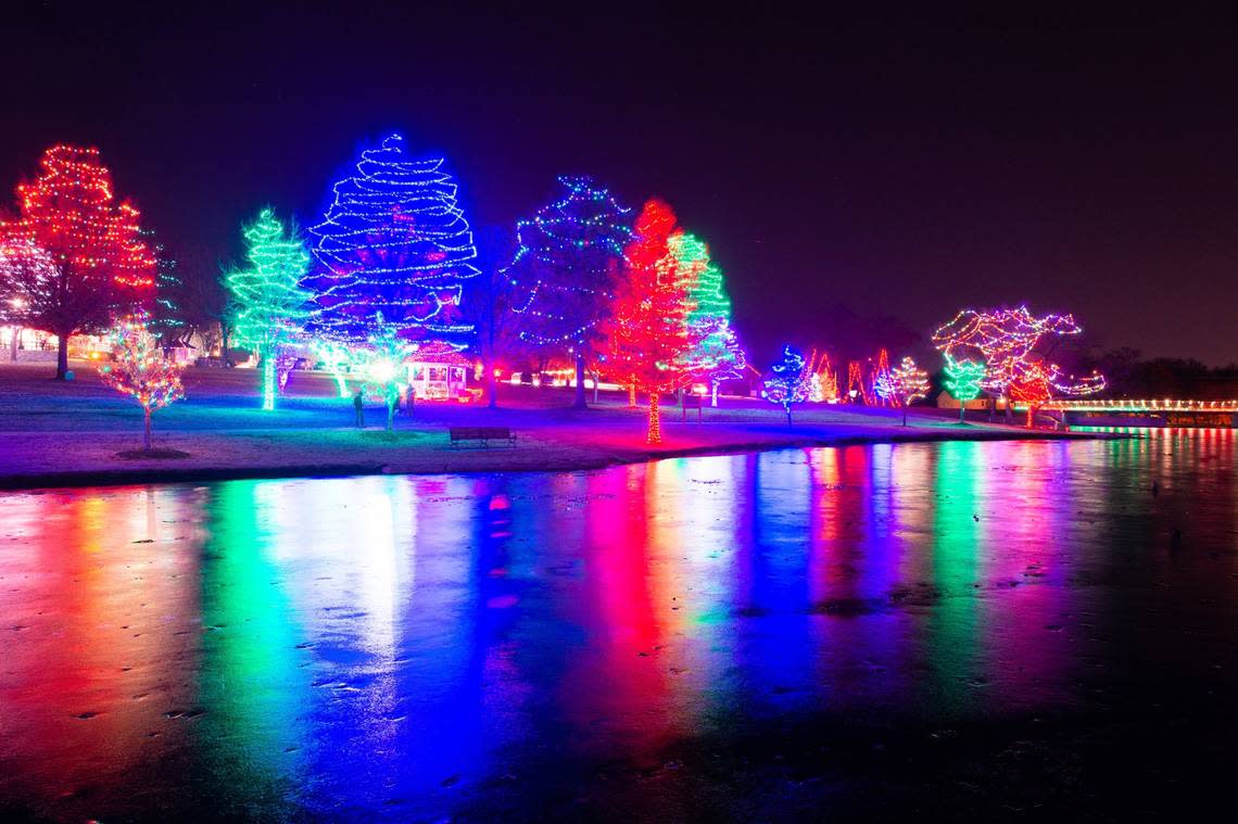 Sar-Ko Aglow will light up Sar-Ko-Par Trails Park in Lenexa Dec. 2-Jan. 16.