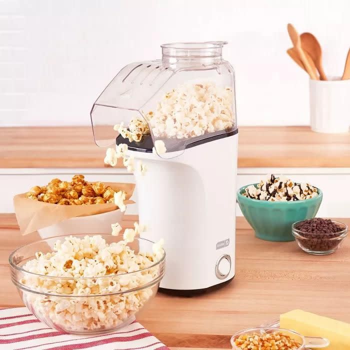 4) Fresh Pop Electric Popcorn maker