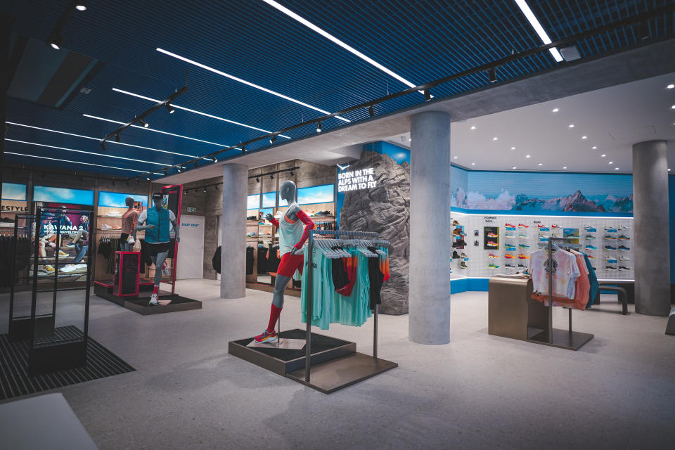 Hoka’s New Paris Store