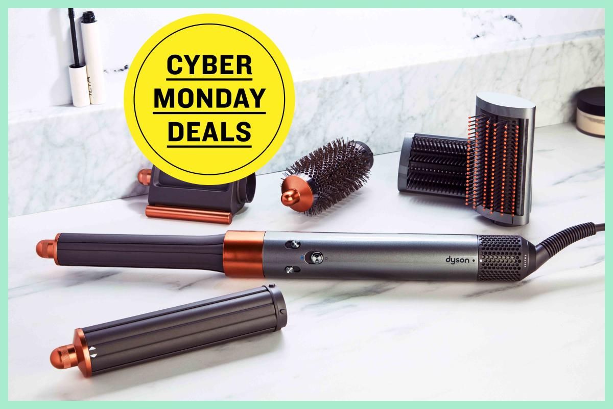 Just Dropped a Cyber Monday Deal on This Electric Spin Scrubber