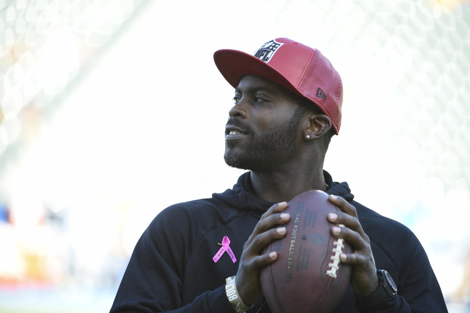 Retired Atlanta Falcons quarterback Michael Vick is back at Fox Sports 1 for another season as an analyst on "Fox NFL Kickoff." (Photo by Denis Poroy/Getty Images)