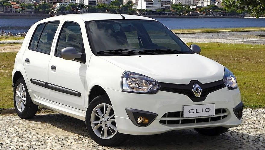 Renault Clio, lo reemplazó el Kwid y luego el Sandero.