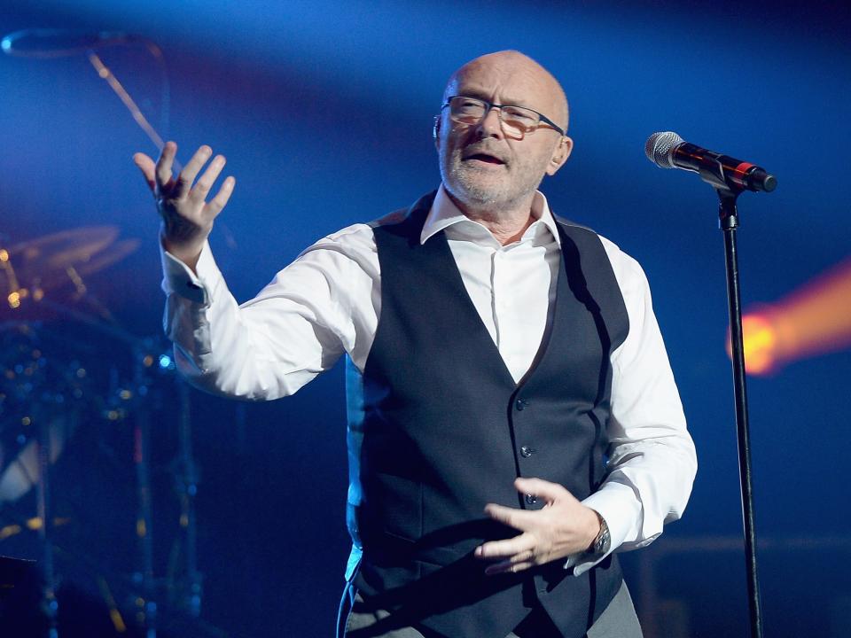 phil collins performing florida 2016