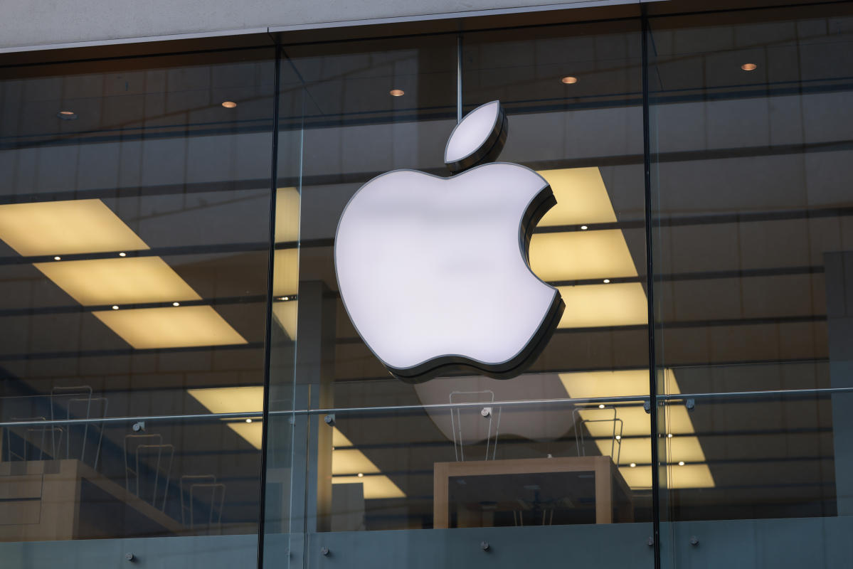 Cumberland Mall - Apple Store - Apple