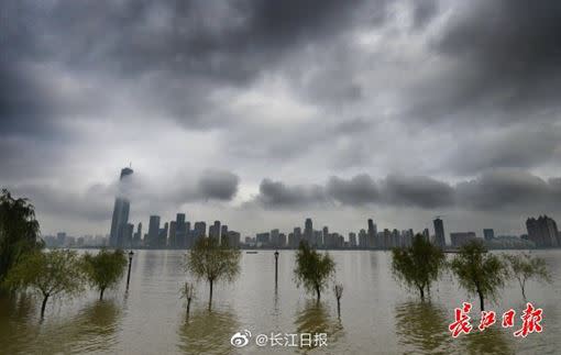 哈格比直搗長江流域，對水患災情可說是雪上加霜。 （圖／翻攝自長江日報）