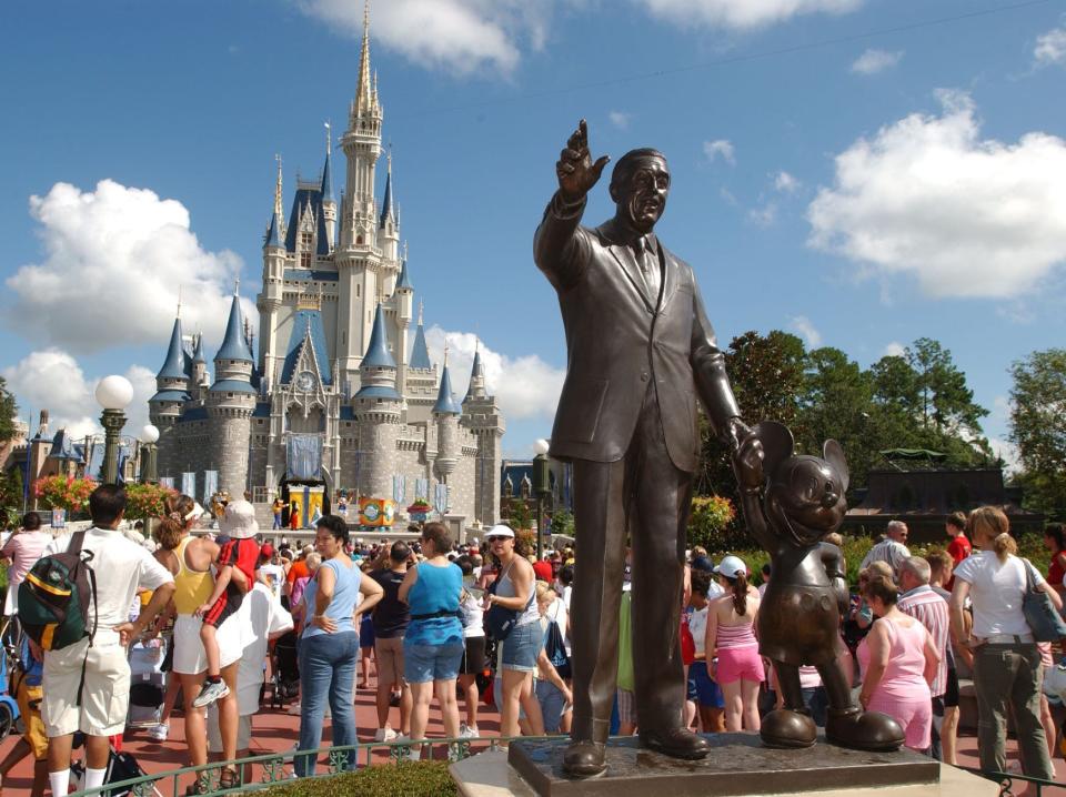 Walt Disney statue, Walt Disney World