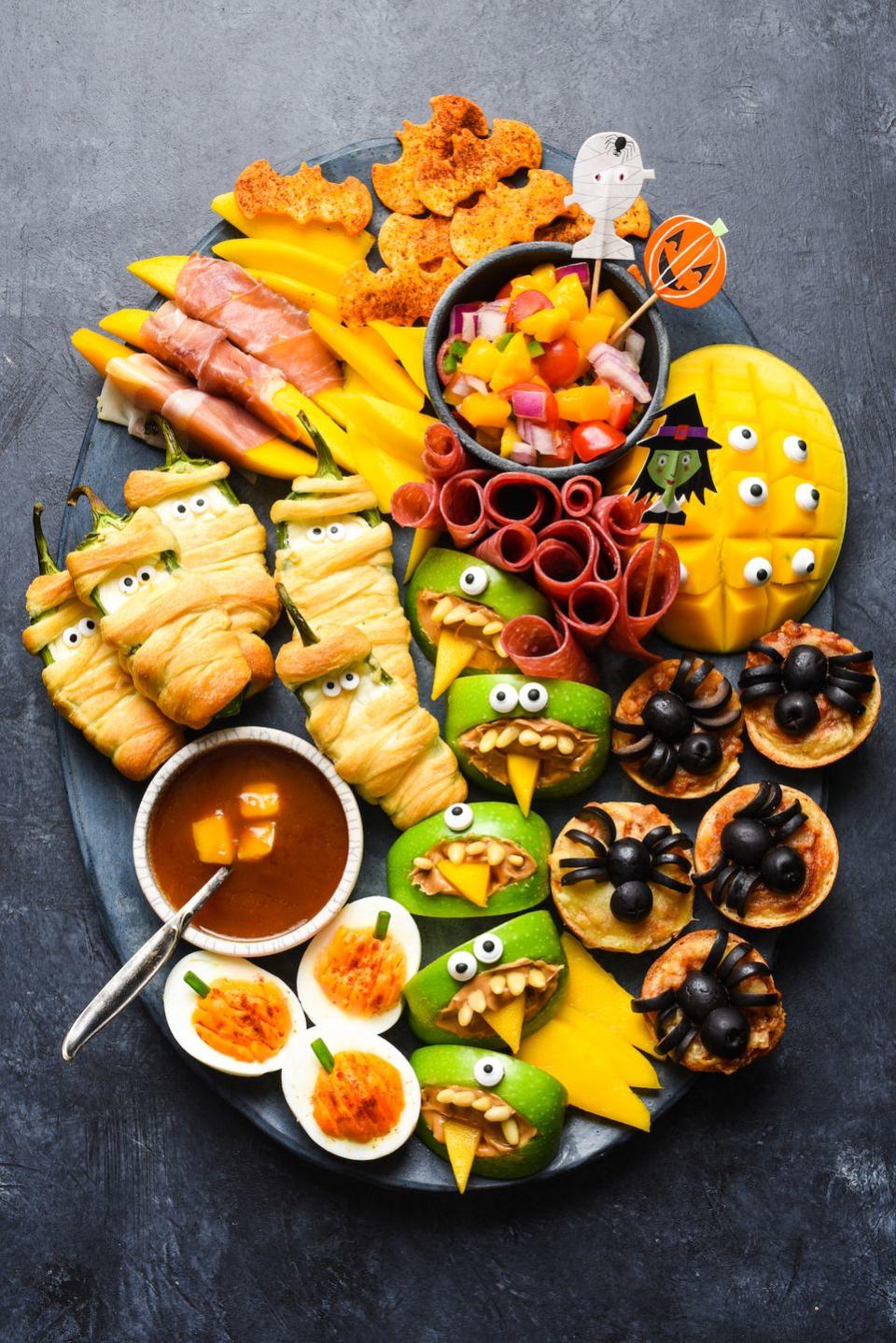 11) Halloween Snack Platter