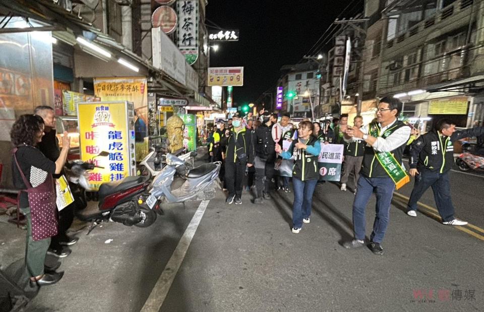 西螺鎮位於濁水溪沿岸，過去受風飛沙影響，嚴重困擾居民生活，過往政府都無法妥善處理，直到106年劉建國向時任行政院長賴清德反映，並邀賴清德親自到濁水溪底會勘，賴清德當場宣布經費無上限，全力治理濁水溪揚塵，因此中央政府投入1、2期共計21.7億元治理經費，將濁水溪揚塵日從一年高達59日降至一年2日，同時也成功爭取到濁水溪揚塵治理經費第三期8.6億經費，要持續的治理濁水溪揚塵，讓台灣母河有風無沙。