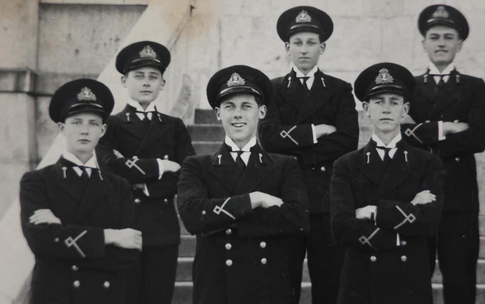 John Roberts (centre) posing during his service in the Second World War