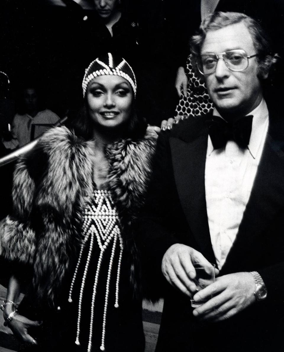 100 Photos of Celebrities Partying in the '70s