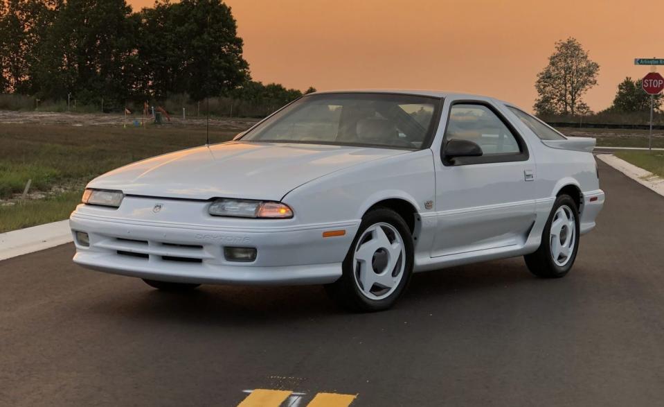 Dodge Daytona IROC R/T