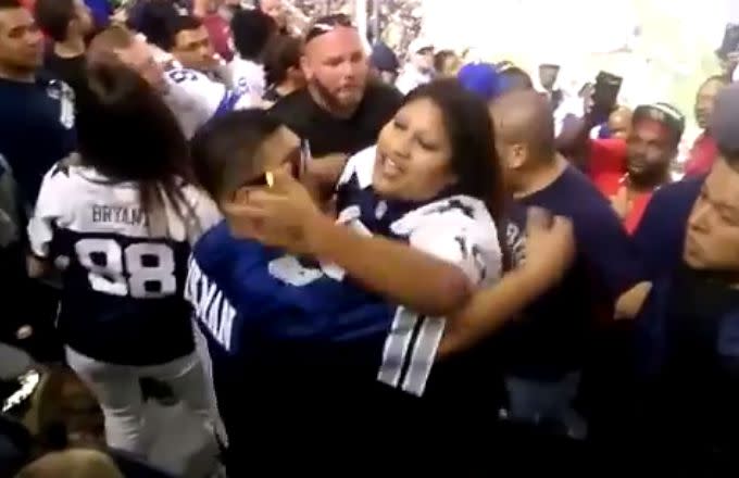 Cowboys fans show their rage by burning, blowing up Tony Romo jerseys