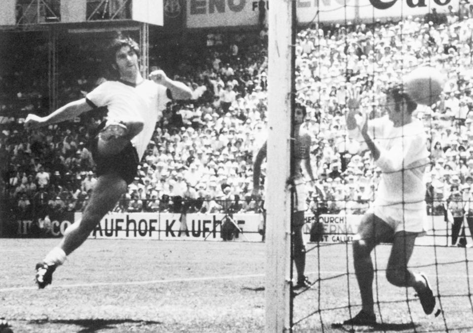 <p>Müller's 14 goals represented the World Cup scoring record for 32 years, and his final goal won the tournament for West Germany in 1974. The former Ballon d'Or winner also remains the Bundesliga's record goal-scorer with 365 across 15 seasons with Bayern Munich.</p> 