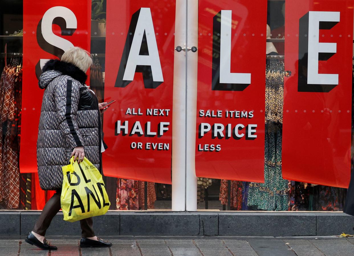 COVID restrictions hampered UK retail sales in January. Photo: Phil Noble/Reuters