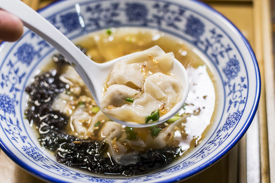 大角咀美食︱罕見福建家鄉菜！活肉粿條配豬骨清湯湯底