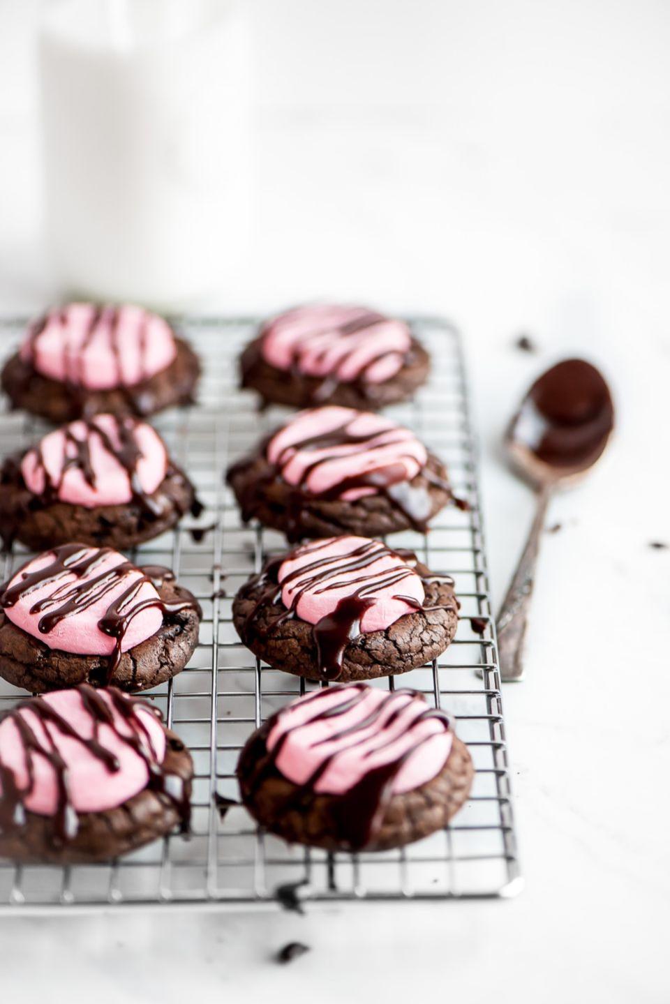 Strawberry Chocolate Marshmallow Cookies