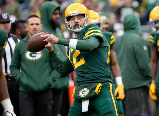 November 10, 2019: Green Bay Packers quarterback Aaron Rodgers #12 shouts  out instruction before the snap during the NFL Football game between the  Carolina Panthers and the Green Bay Packers at Lambeau