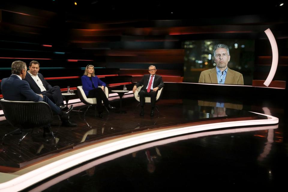 Am Dienstagabend diskutierte Markus Lanz (links) mit (von links) dem SPD-Vorsitzenden Lars Klingbeil, Journalistin Dorothea Siems, Ex-Diplomat Andreas Reinicke und Journalist Michael Bewerunge. (Bild: ZDF/ Cornelia Lehmann)