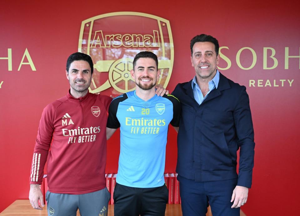 Mikel Arteta, Jorginho and Edu (Arsenal FC via Getty Images)