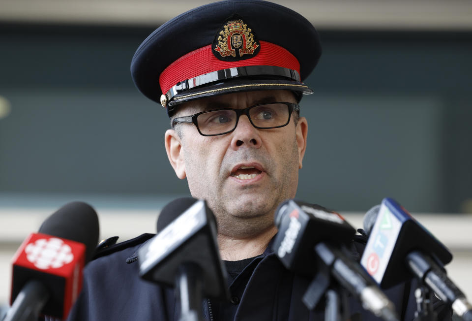 Peel Police Inspector Stephen Duivesteyn briefed the media about the theft at Pearson International Airport on April 20, 2023. / Credit: Rick Madonik/Toronto Star via Getty Images)
