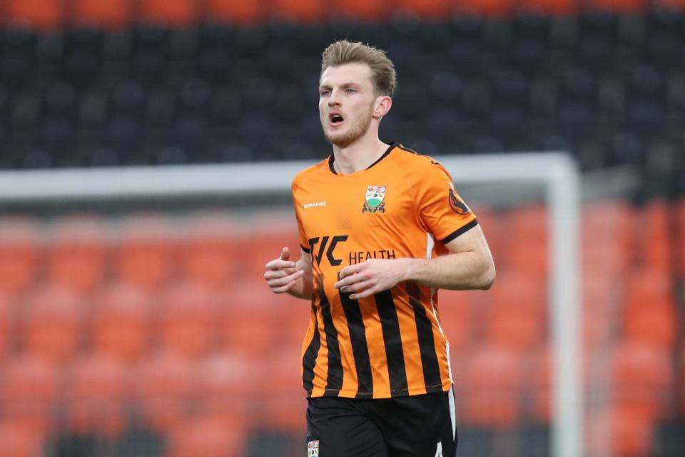 Barnet's Danny Collinge. Image: Gavin Ellis/TGS Photo