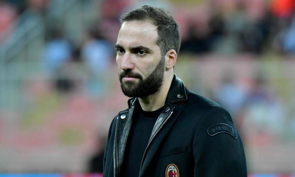 Gonzalo Higuaín on the pitch before the Italian Supercoppa between his parent club, Juventus, and his current club Milan in Saudi Arabia on Wednesday. 