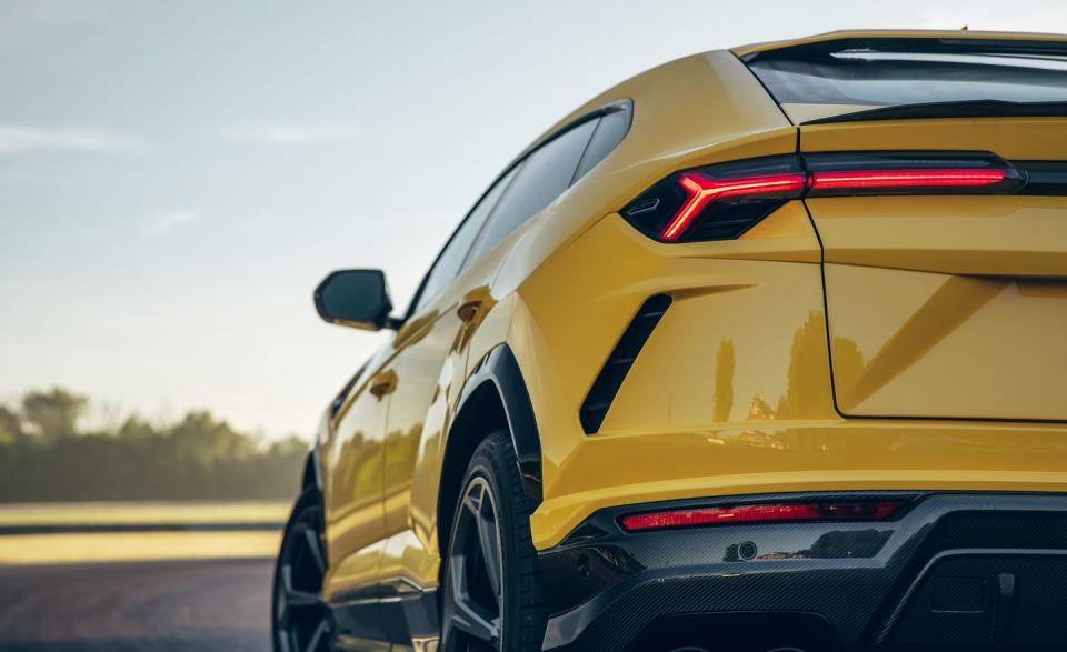 Photos of the 2019 Lamborghini Urus at Lightning Lap