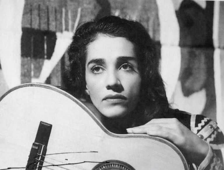 Chavela Vargas estuvo alejada de los escenarios durante veinte años