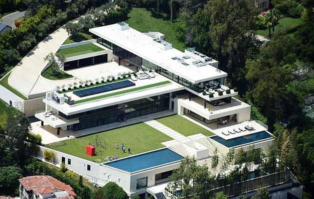 Beyonce and Jay Z put in $120M bid for four-pool, eight-bedroom estate in  Bel Air, report says