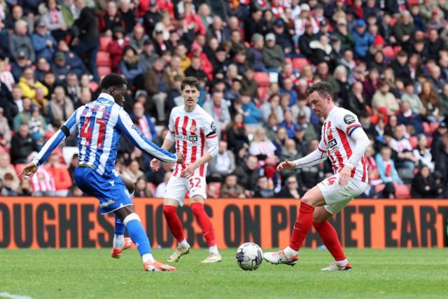 Corry Evans says an emotional farewell as Sunderland confirm 14 summer exits  - Yahoo Sport