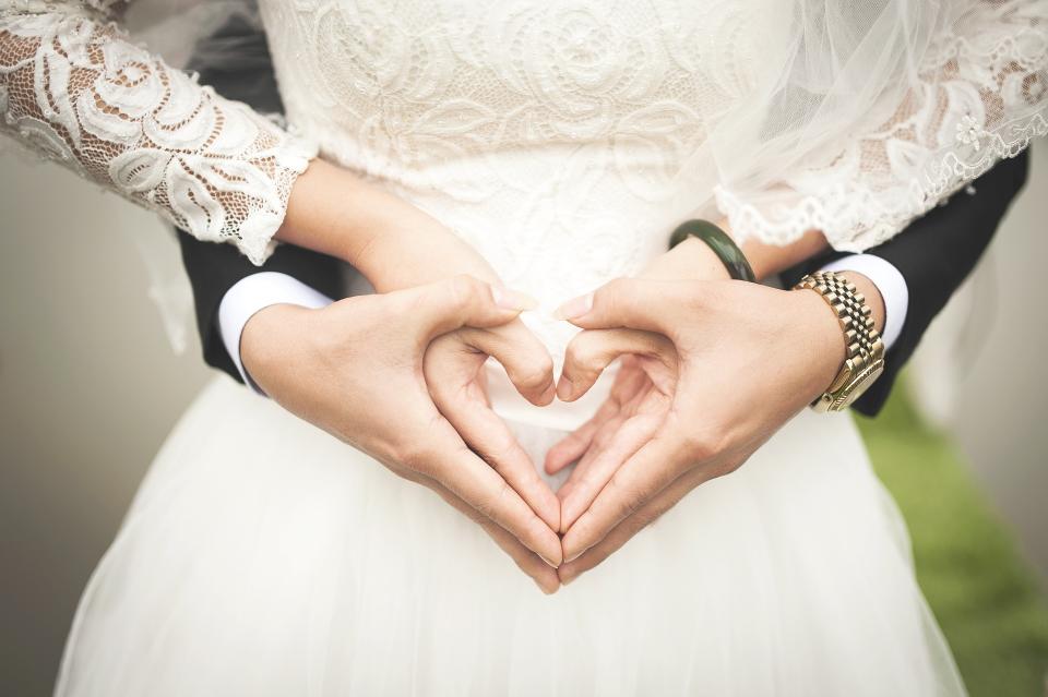 新竹情侶決定把剩下的錢拿去存結婚基金。（示意圖／翻攝自pixabay）