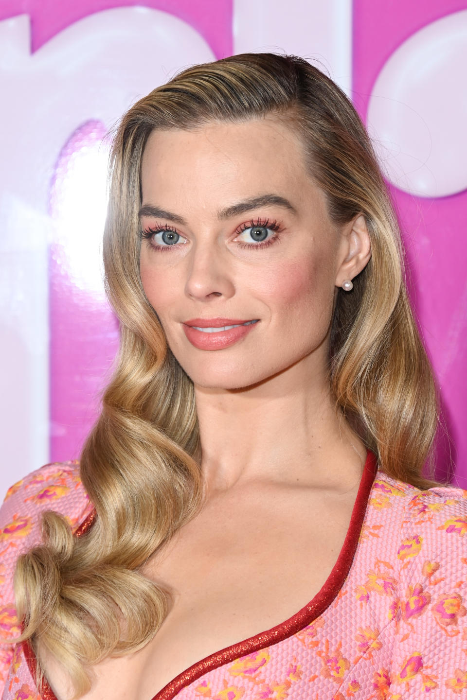 best celebrity blonde hair margot robbie