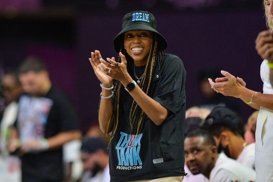 <div class="inline-image__caption"><p>Atlanta owner Renee Montgomery reacts on the sideline during the WNBA game between the New York Liberty and the Atlanta Dream on August 12th, 2022 at Gateway Center Arena in College Park, GA.</p></div> <div class="inline-image__credit">Rich von Biberstein/Icon Sportswire via Getty Images</div>
