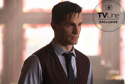 Riverdale Season 4 Episode 3 Mr. Chipping Sam Witwer