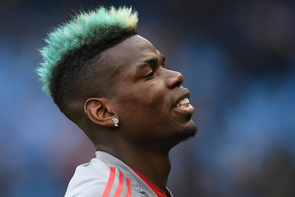 Pogba à l’échauffement avec le derby de Manchester (photo AFP).